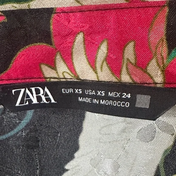 Zara Flowy Blouse with Floral And Crane Print Size XS Excellent Condition! - Picture 14 of 14
